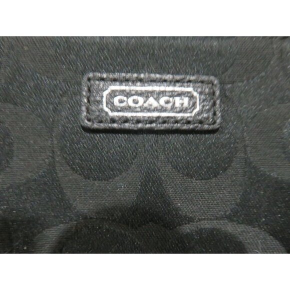 Coach Black Signature C Logo Canvas & Patent Leather Trim Zip Wristlet - Picture 3 of 7